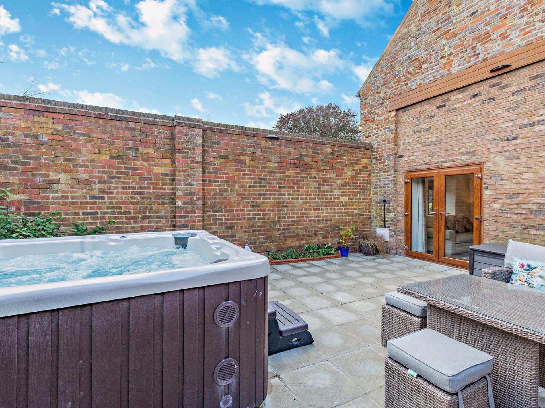2 Bed In Filey 79280 Villa Wold Newton  ภายนอก รูปภาพ