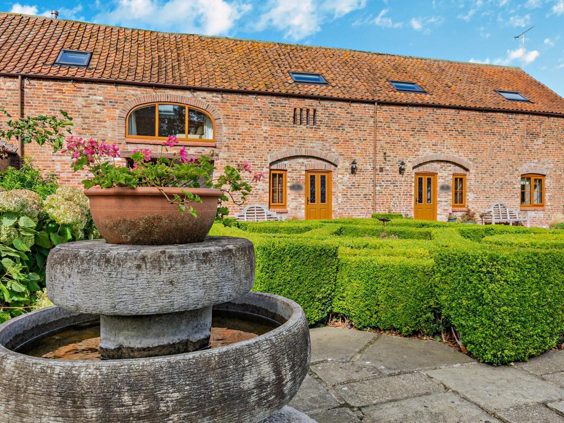 2 Bed In Filey 79280 Villa Wold Newton  ภายนอก รูปภาพ
